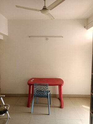 Room in 2 BHK Apartment at Supertech Cape Town, Sector 74 – for Sale