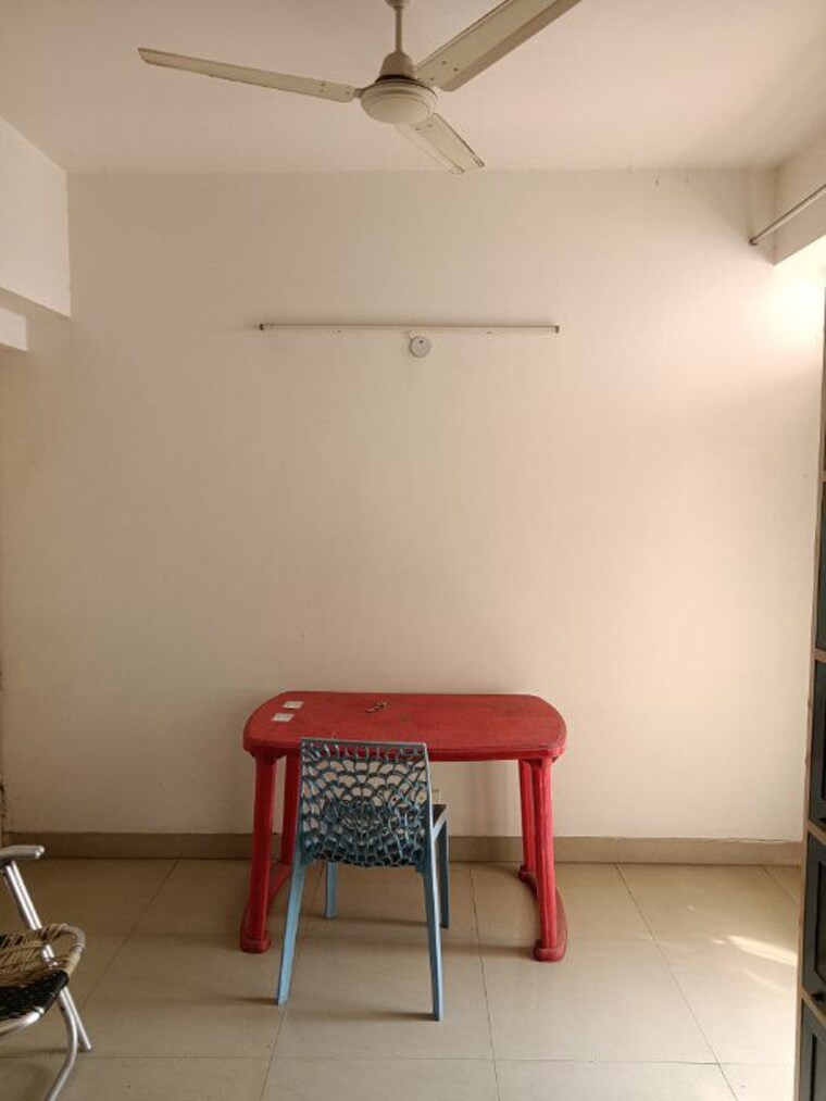 Room, supertech-cape-town 2 Bedroom 930 Sq.Ft. Apartment In Sector 74 Noida 9347194