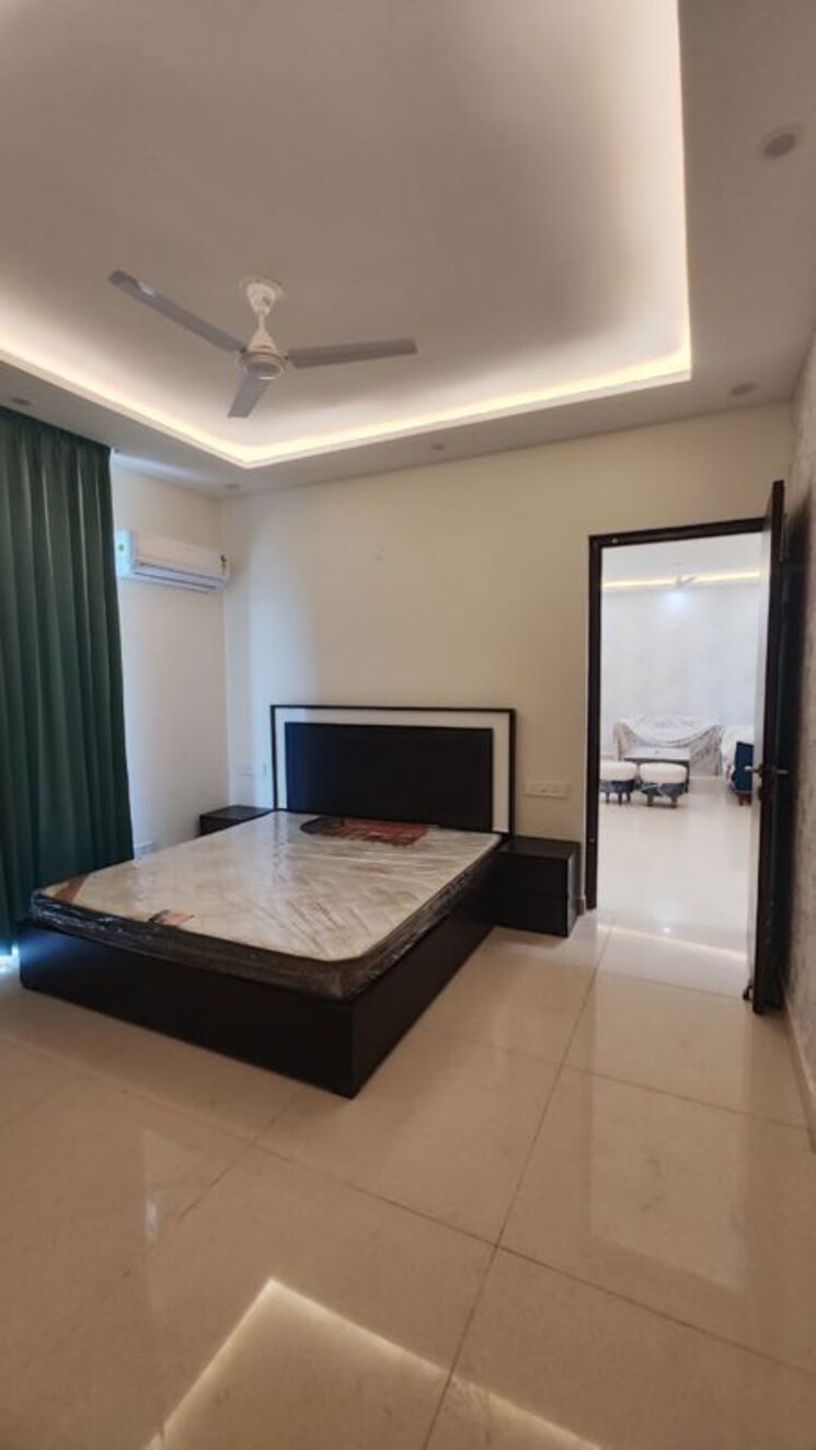 Living Room, maya-green-lotus-saksham 3 Bedroom 1346 Sq.Ft. Apartment In International Airport Road Zirakpur 9400537