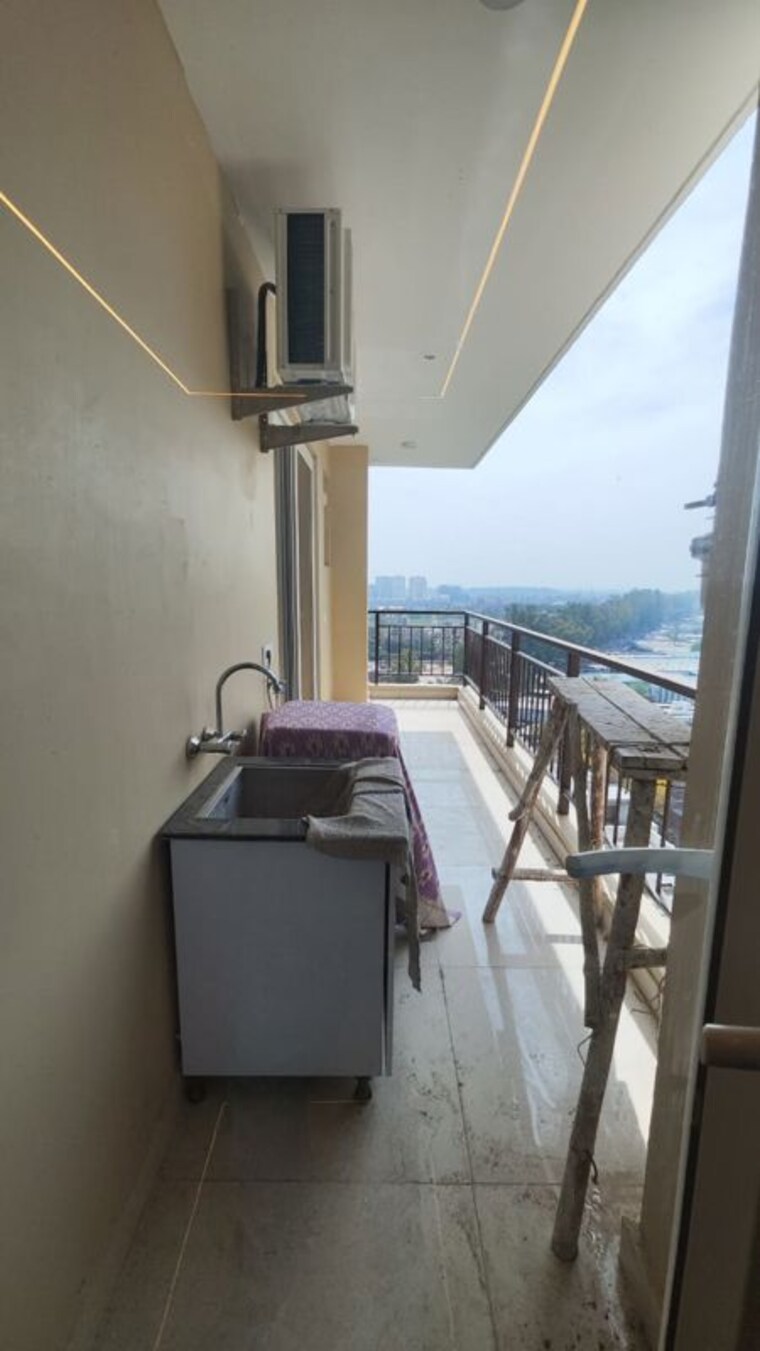 Kitchen, maya-green-lotus-saksham 3 Bedroom 1346 Sq.Ft. Apartment In International Airport Road Zirakpur 9400537