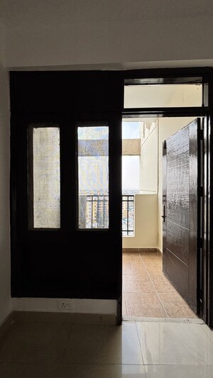 2 BHK Apartment For Rent in Civitech Florencia, Vaishali Sector 9