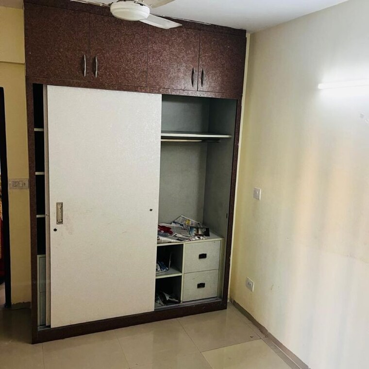 Room, logix-blossom-county 2.5 Bedroom 1418 Sq.Ft. Apartment In Sector 137 Noida 9757495