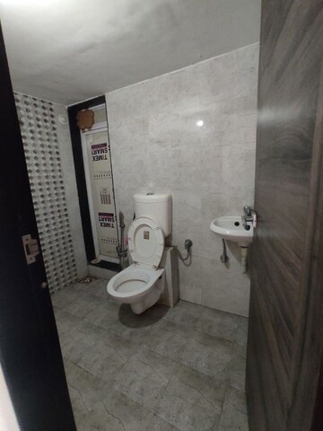 Bathroom in 4 BHK Apartment at Landcraft Golf Links, Pandav Nagar – for Rent