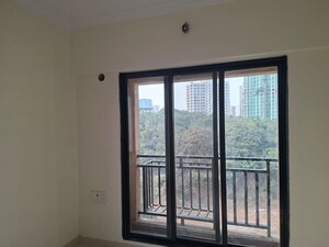 Room in 1 BHK Apartment at Raunak Heights, Ghodbunder Road – for Rent