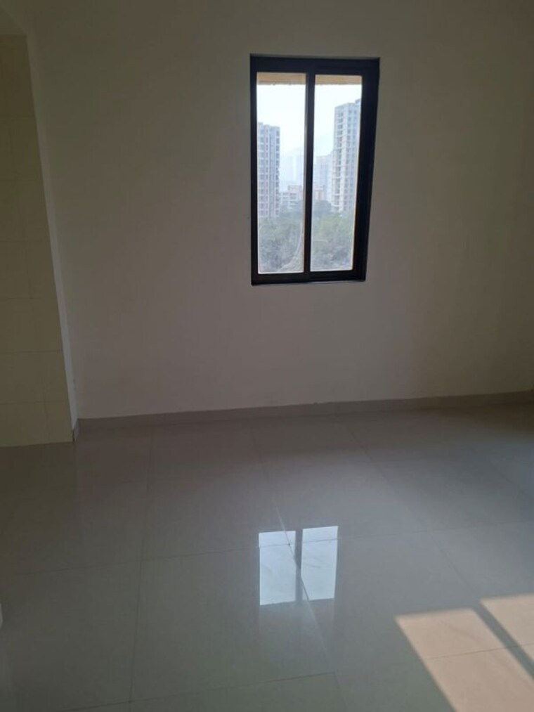 Room, raunak-heights 1 Bedroom 405 Sq.Ft. Apartment In Ghodbunder Road Thane 9757624