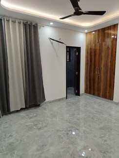 3 BHK + Pooja Room,Extra Room Builder Floor For Sale in Unitech Singleton Floors South City