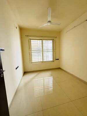 Room in 3 BHK Apartment at Punawale – for Rent