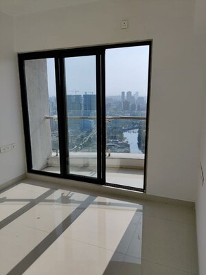 Room in 3 BHK Apartment at Sunteck City Avenue 1, Goregaon West – for Rent