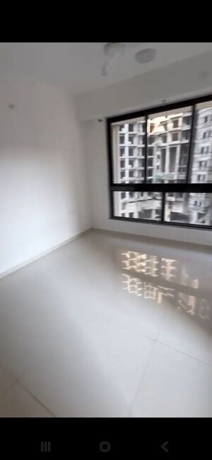 Room in 3 BHK Apartment at Sunteck Avenue 2, Goregaon West – for Rent