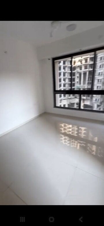 Room in 3 BHK Apartment at Sunteck Avenue 2, Goregaon West – for Rent