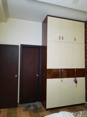 Furnished Amenities in 4 BHK Apartment at Mahagun Mywoods, Sector 16c Greater Noida – for Rent