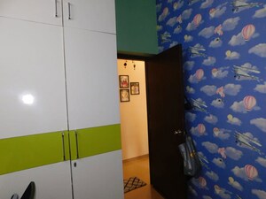 Furnished Amenities in 4 BHK Apartment at Mahagun Mywoods, Sector 16c Greater Noida – for Rent