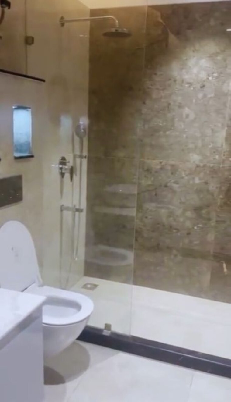 Bathroom, sector 23 4 Bedroom 2514 Sq.Ft. Builder Floor In Sector 23 Gurgaon 9757637