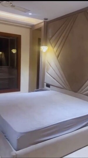 Master Bedroom in 4 BHK Builder Floor at Sector 23 – for Sale