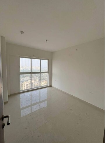 Bedroom in 3 BHK Apartment at Lodha Amara, Kolshet Road – for Rent