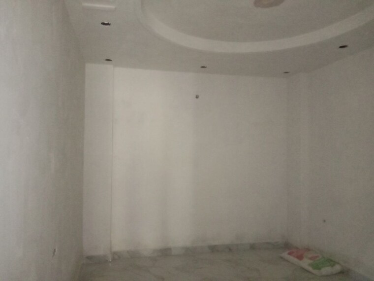 Room, dwarka mor 3 Bedroom 927 Sq.Ft. Builder Floor In Dwarka Mor Delhi 9754718