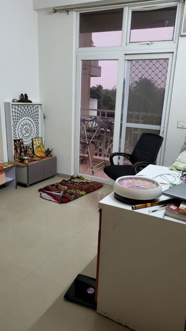 Master Bedroom, mahagun-mywoods 3 Bedroom 1240 Sq.Ft. Apartment In Sector 16c Greater Noida Greater Noida 9757744