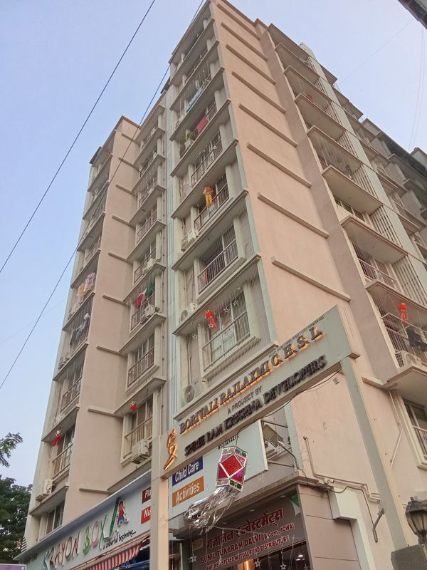 1 BHK 650 Sq.Ft. Apartment in Shree Rajlaxmi CHS