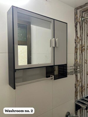   Pg at Malad CHS, Malad East – for Rent