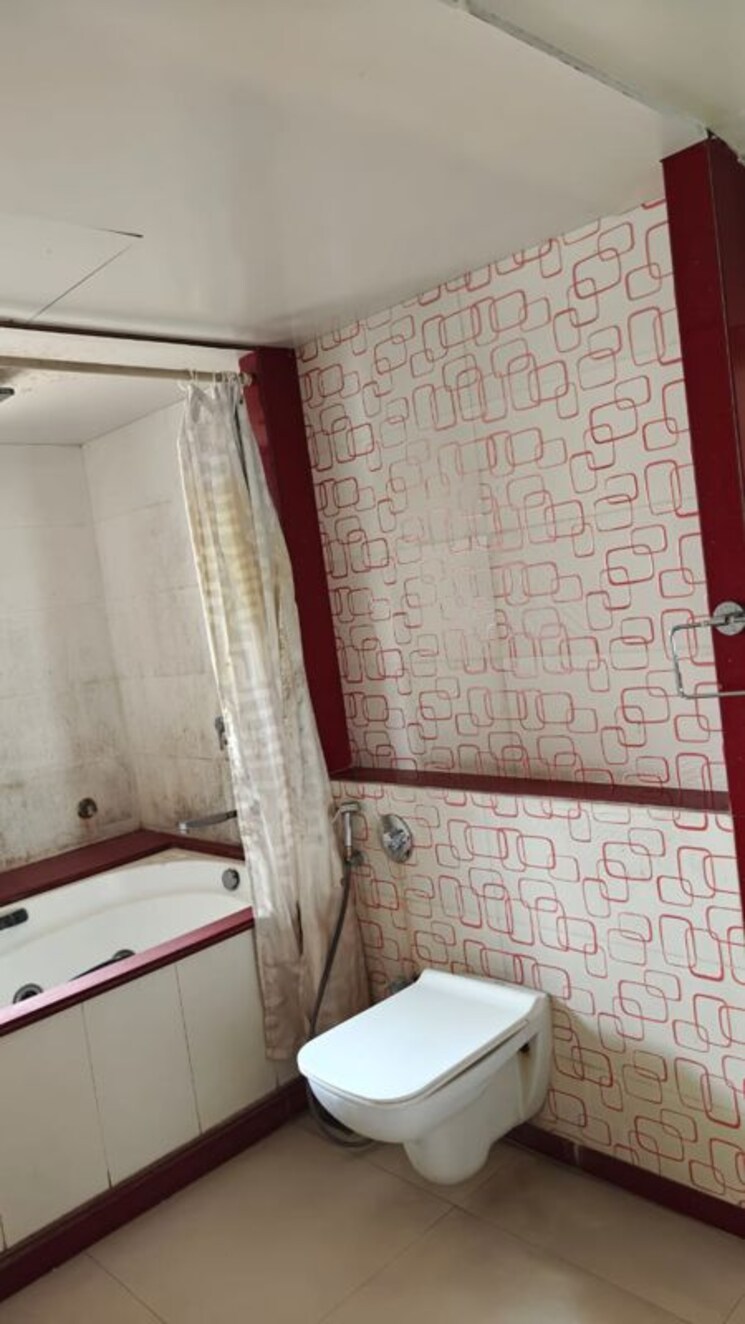 Bathroom, kalpataru-residency-mumbai 3 Bedroom 1700 Sq.Ft. Apartment In Sion Mumbai 9757540