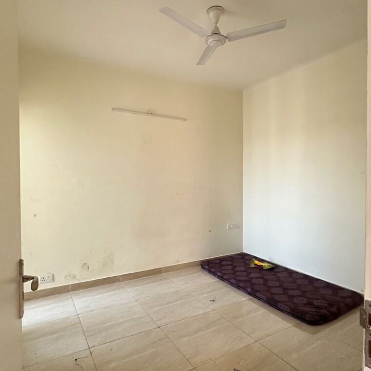 Room, gaur-city-7th-avenue 2 Bedroom 534 Sq.Ft. Apartment In Sector 4 Greater Noida Greater Noida 9757797