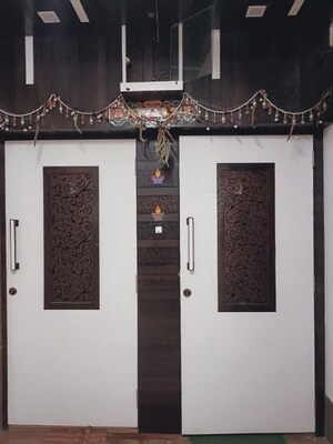  Pg – Entrance View at Kurla - for Rent