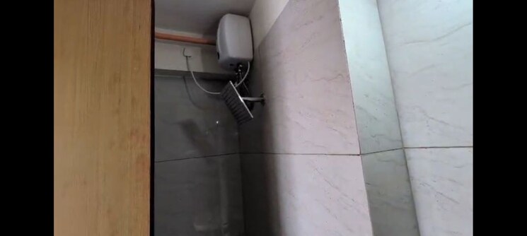 Bathroom, chandak-34-park-estate 2 Bedroom 600 Sq.Ft. Apartment In Goregaon West Mumbai 9757807