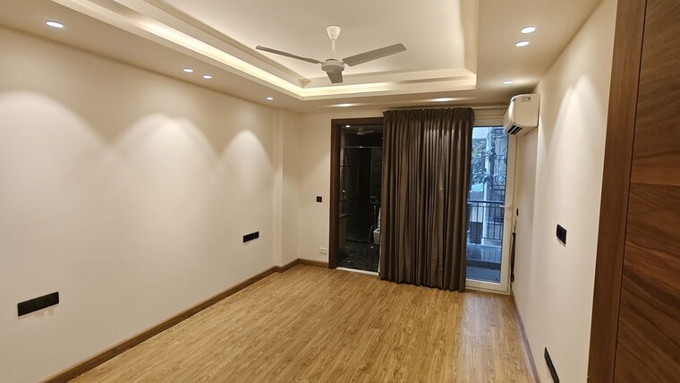 Room, panchsheel park 4 Bedroom 3200 Sq.Ft. Builder Floor In Panchsheel Park Delhi 9757825