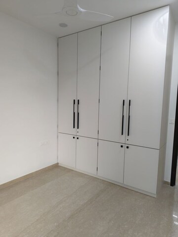 Room in 3 BHK Apartment at Adani Ten BKC, Bandra East – for Rent