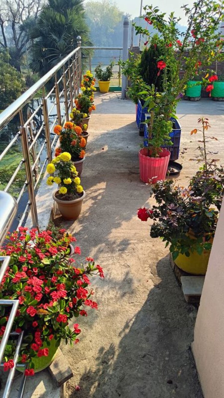 Room, vibhuti khand Pg For Girls In Vibhuti Khand 9757852