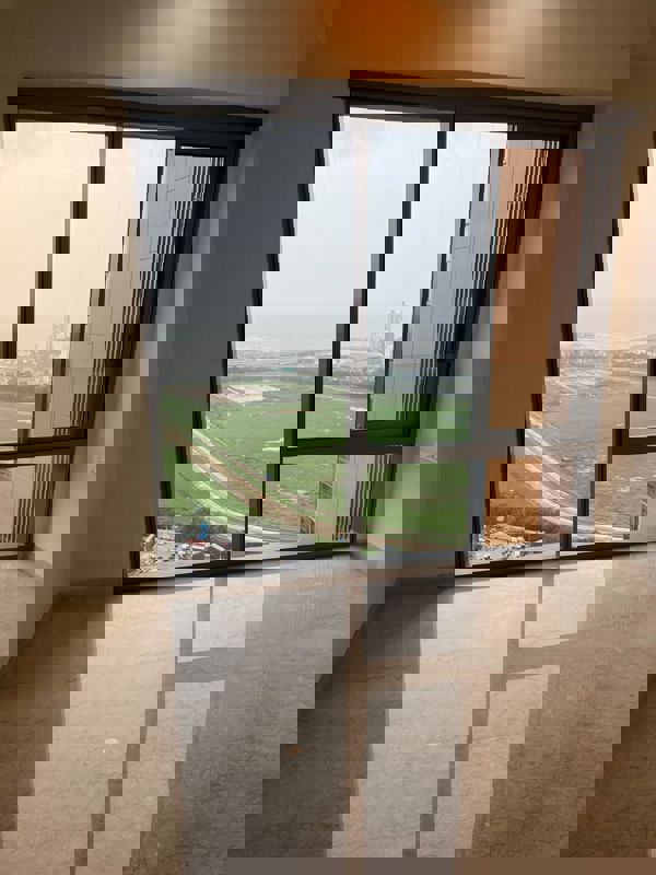 4 BHK + Servant Room 2000 Sq.Ft. Apartment in Piramal Mahalaxmi Central Tower 2