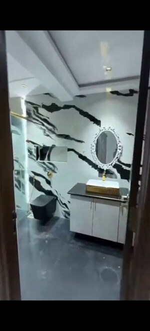 Furnished Amenities in 5 BHK Apartment at Raunak Viraj Tower , Pokhran Road No Two – for Rent