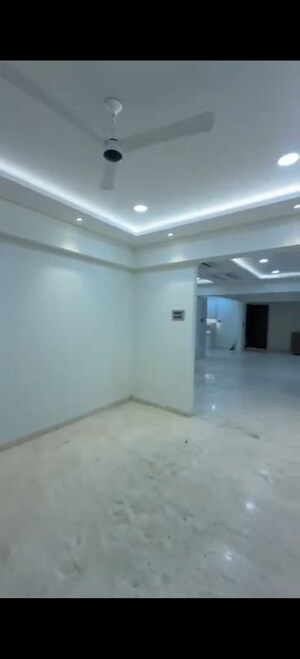 Room in 5 BHK Apartment at Raunak Viraj Tower , Pokhran Road No Two – for Rent