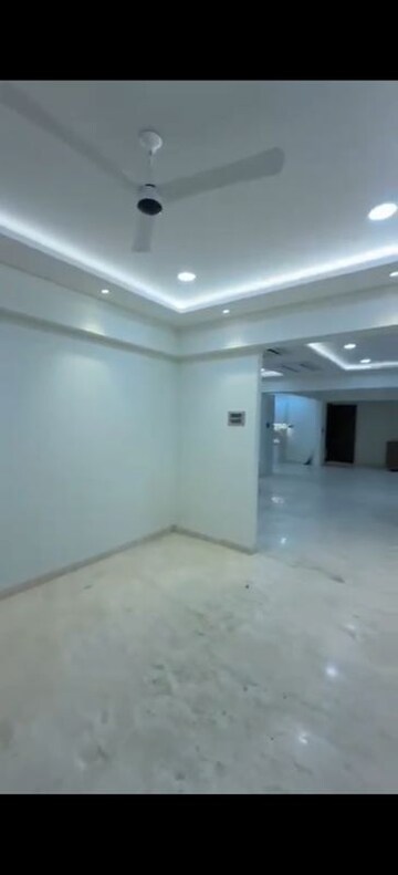 Room in 5 BHK Apartment at Raunak Viraj Tower , Pokhran Road No Two – for Rent