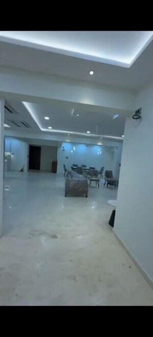 5 BHK Apartment For Rent in Raunak Viraj Tower , Pokhran Road No Two