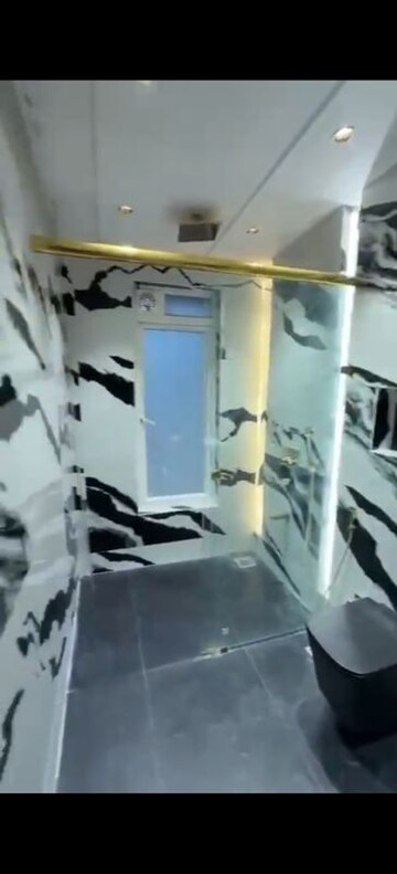 Team Area in 5 BHK Apartment at Raunak Viraj Tower , Pokhran Road No Two – for Rent