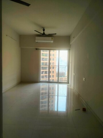 Room in 2 BHK Apartment at Rustomjee Azziano Wing D, Thane West – for Rent