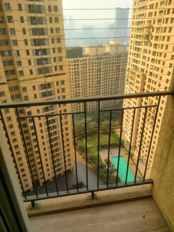 2 BHK Apartment For Rent in Rustomjee Azziano Wing D