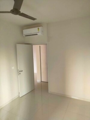 Room in 2 BHK Apartment at Rustomjee Azziano Wing D, Thane West – for Rent