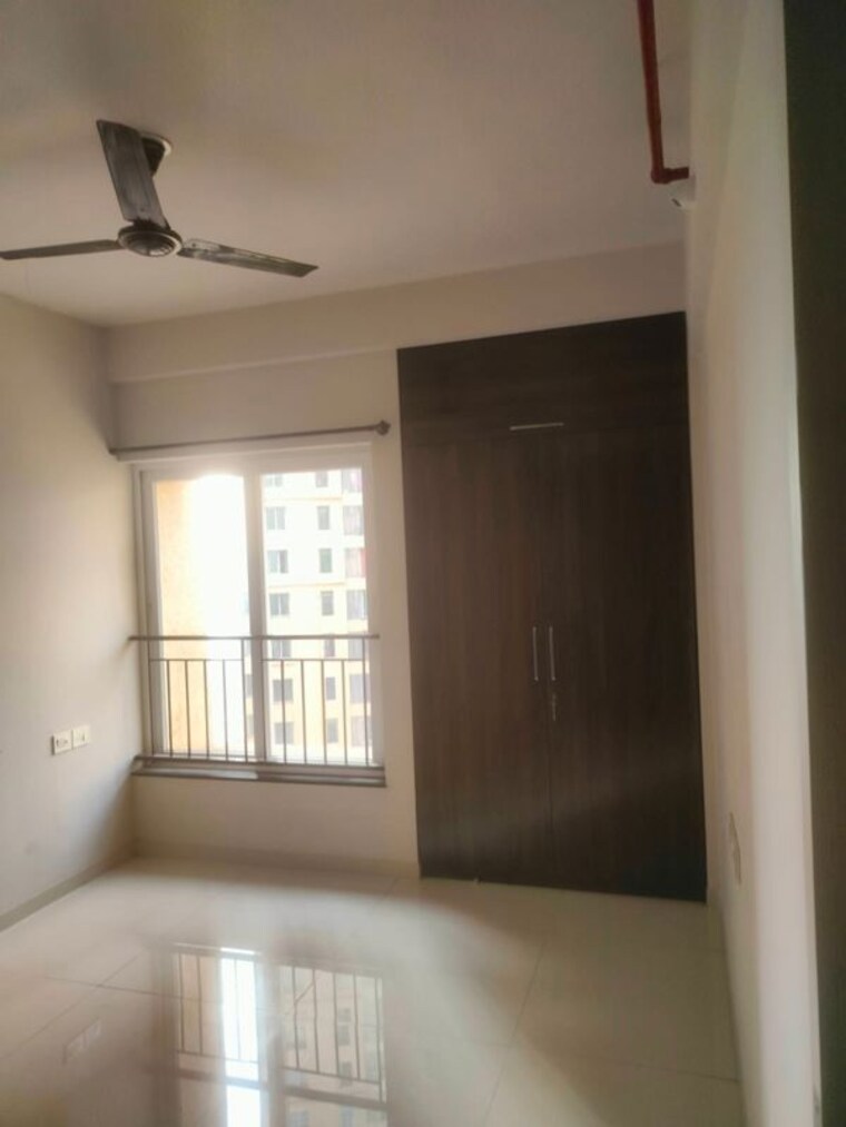 Room, rustomjee-azziano-wing-d 2 Bedroom 736 Sq.Ft. Apartment In Thane West Thane 9757893