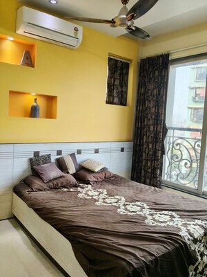 Bedroom in 2 BHK Apartment at Krishna Galaxy Santacruz, Santacruz East – for Rent
