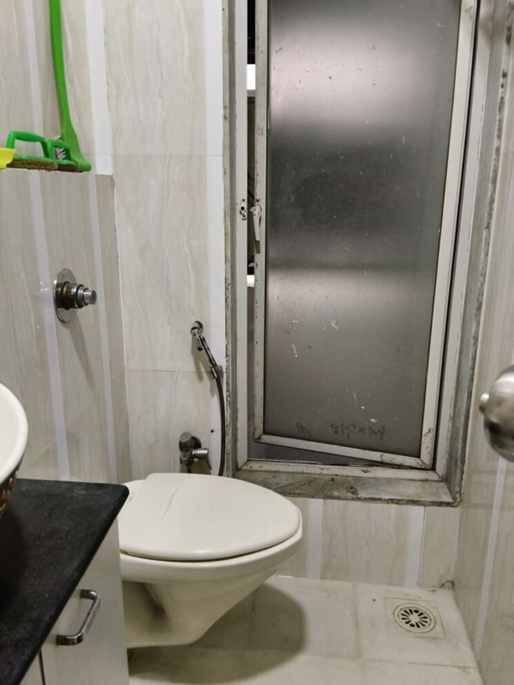 Bathroom, krishna-galaxy-santacruz 2 Bedroom 1000 Sq.Ft. Apartment In Santacruz East Mumbai 9757897