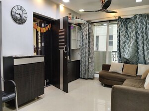 2 BHK Apartment For Rent in Krishna Galaxy Santacruz, Santacruz East