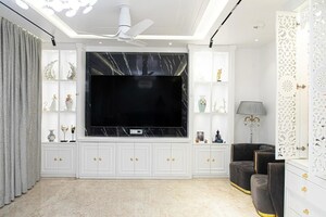 Room in 3 BHK Apartment at Hiranandani ParK Clifton, Ghodbunder Road – for Sale