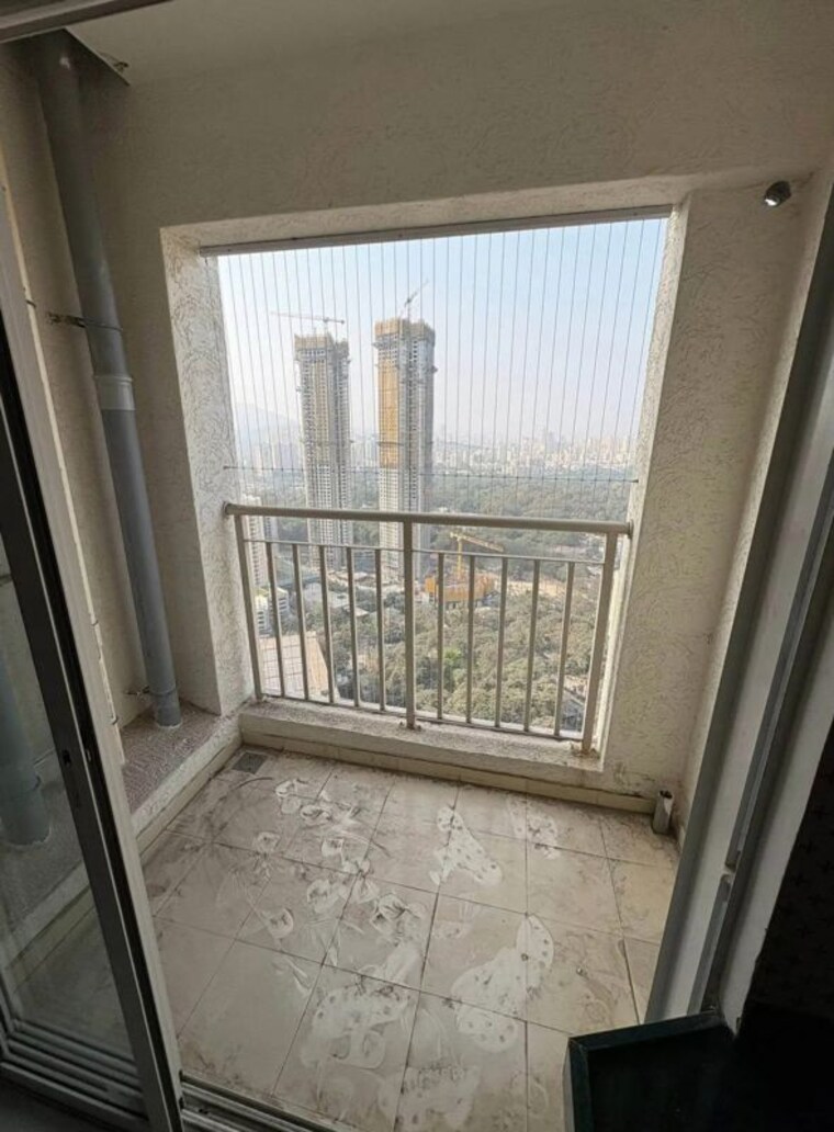 Balcony, lodha-amara 3 Bedroom 1350 Sq.Ft. Apartment In Kolshet Road Thane 9757735