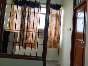 Room in 1.5 BHK Independent House at Sector 49 – for Rent