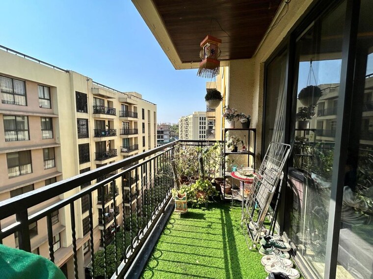 Balcony, lodha-sterling 3 Bedroom 1266 Sq.Ft. Apartment In Kolshet Road Thane 9757911