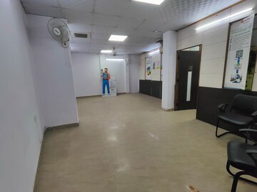 Room in 2 BHK Apartment at Elite Golf Green, Sector 79 – for Rent