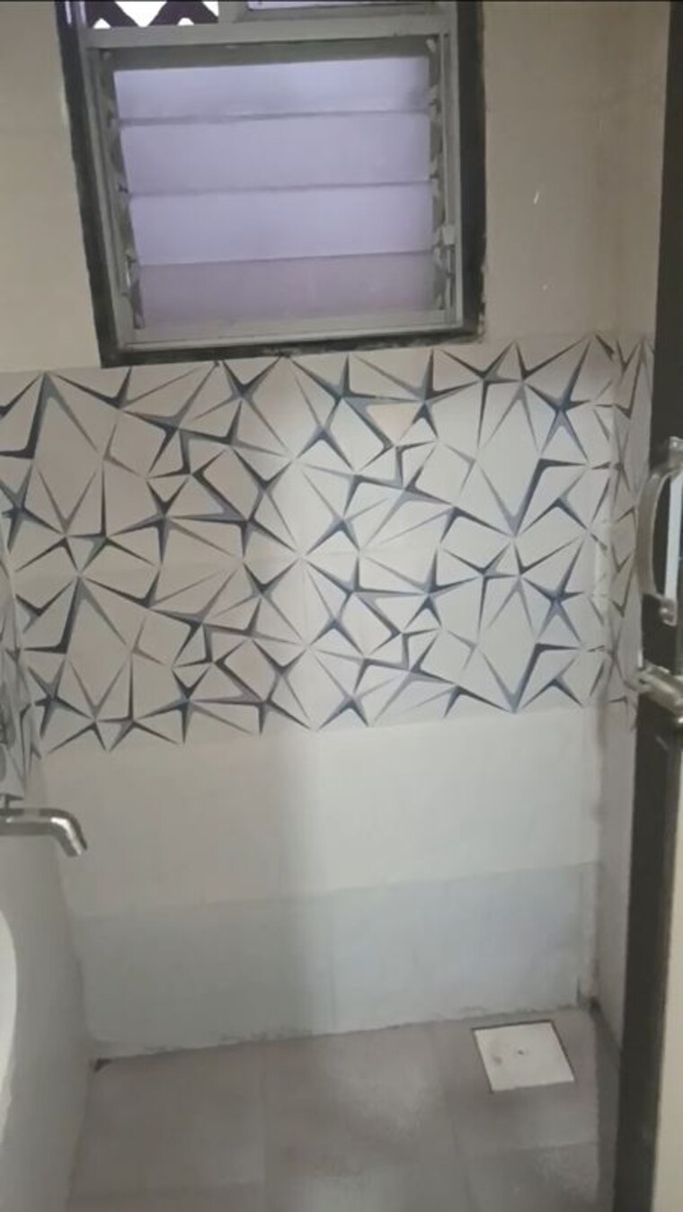 Bathroom, bhandup west 1 Bedroom 350 Sq.Ft. Apartment In Bhandup West Mumbai 9757942