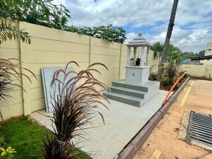  Plot – Exterior View View at Jakkuru - for Sale